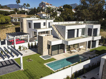 Chalet en venta en Estepona