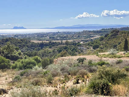 Parcela rústica en venta en Estepona