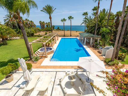 Chalet en venta en Estepona