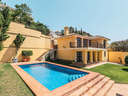 Casa en venta en Benalmádena