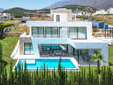 Chalet en venta en Estepona