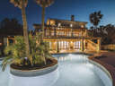 Chalet en venta en Estepona
