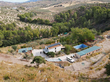 Casa rústica en venta en El Burgo