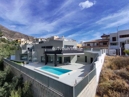 Chalet en venta en Benalmádena