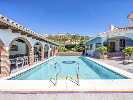 Chalet en venta en Benalmádena