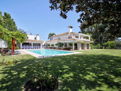 Chalet en venta en Estepona