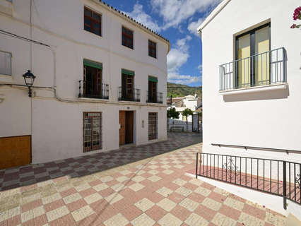 Casa en venta en Tolox
