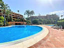 Apartamento en venta en Estepona
