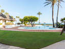 Apartamento en venta en Estepona