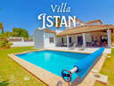 Chalet en venta en Estepona