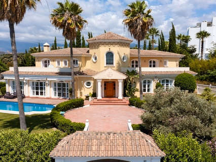 Chalet en venta en Estepona