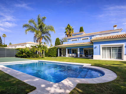 Chalet en venta en Estepona rebajado