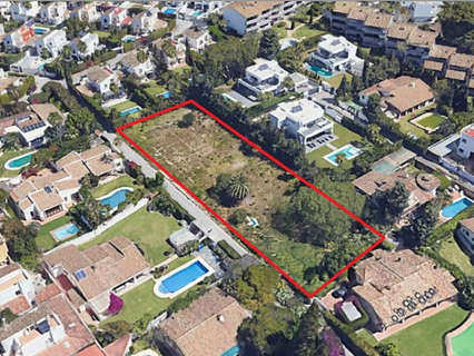 Parcela rústica en venta en Estepona