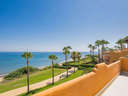 Apartamento en venta en Estepona