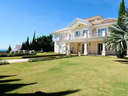 Chalet en venta en Marbella rebajado