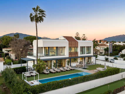 Chalet en venta en Estepona