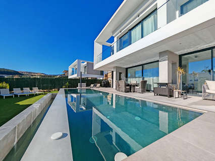 Chalet en venta en Estepona