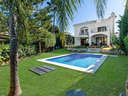 Chalet en venta en Estepona rebajado