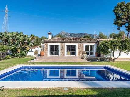 Chalet en venta en Estepona
