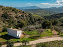 Casa rústica en venta en Alozaina