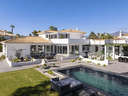 Chalet en venta en Estepona