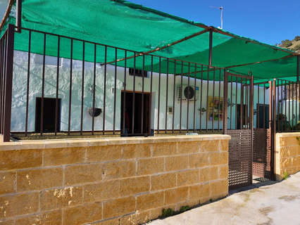 Casa en venta en Álora