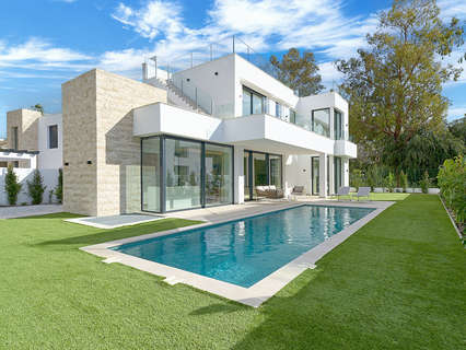 Chalet en venta en Estepona