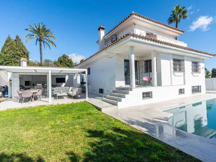 Chalet en venta en Estepona