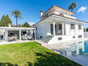 Chalet en venta en Estepona