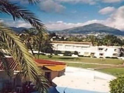 Apartamento en venta en Estepona