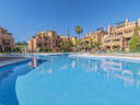 Apartamento en venta en Estepona
