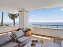 Apartamento en venta en Estepona