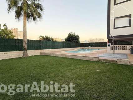 Piso en venta en Piles