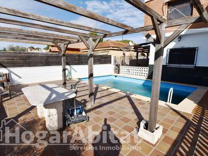 Chalet en venta en Picassent