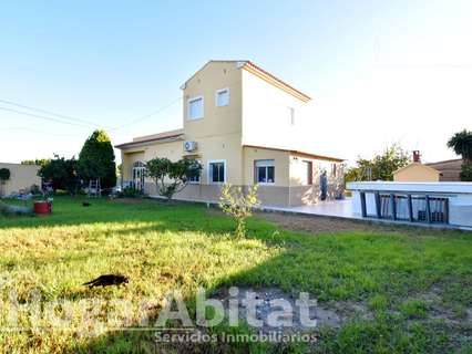 Chalet en venta en Oliva