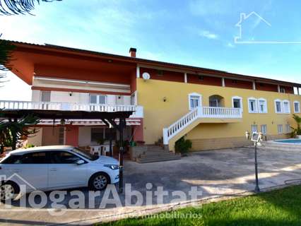 Chalet en venta en Oliva