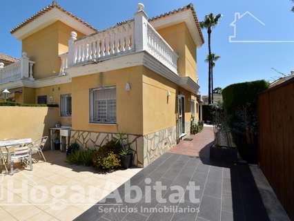 Casa en venta en Oliva