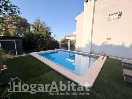Chalet en venta en Montserrat