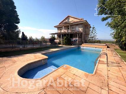 Chalet en venta en Chiva