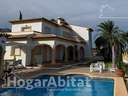 Chalet en venta en Beniarbeig