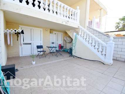 Casa en venta en Oliva