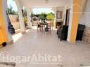 Chalet en venta en Chiva