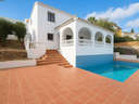Chalet en venta en Benalmádena