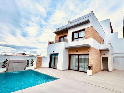 Casa en venta en Benijófar