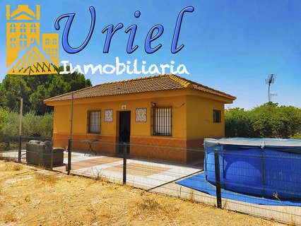 Chalet en venta en Carmona
