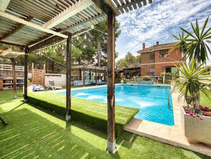Chalet en venta en Petrer