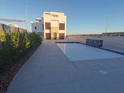 Villa en venta en Los Montesinos zona La Herrada