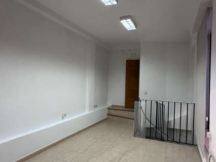 Local comercial en alquiler en Velilla de San Antonio