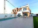 Chalet en venta en Benijófar
