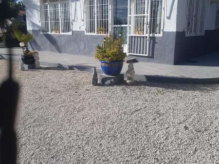 Chalet en venta en Elche/Elx zona La Hoya rebajado